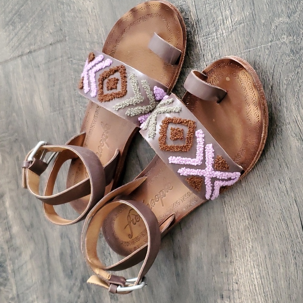 Free People criss cross leather sandal, 37